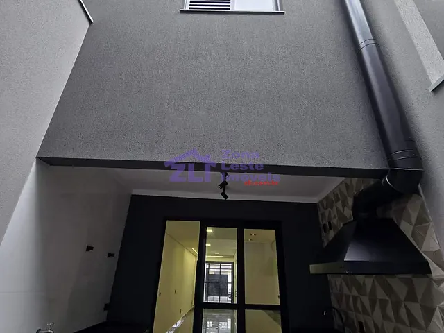 Sobrado com 116m² 3 quartos e 3 banheiros, à venda, no bairro Jardim Ipanema (Cidade Líder) em São Paulo