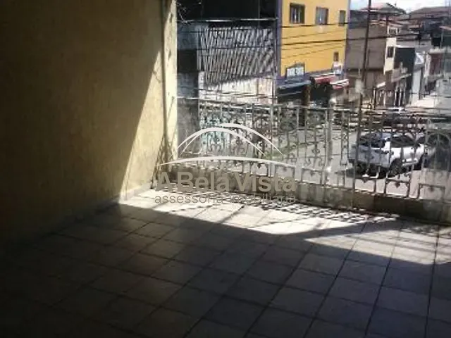 Sobrado com 220m² 4 quartos e 3 banheiros, à venda, no bairro Bela Vista em Osasco
