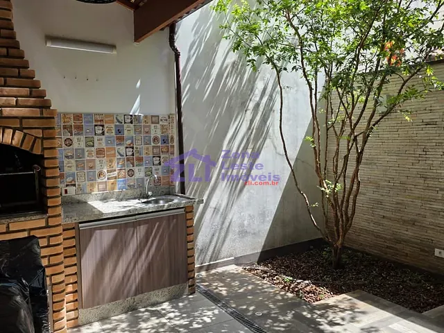 Sobrado com 120m² 3 quartos e 1 banheiro, à venda, no bairro Jardim Teresa em São Paulo