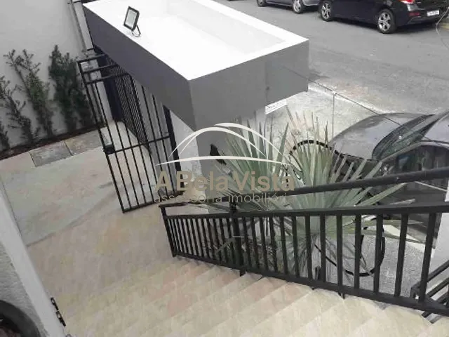 Sobrado com 70m² 2 quartos e 2 banheiros, à venda, no bairro Quitaúna em Osasco