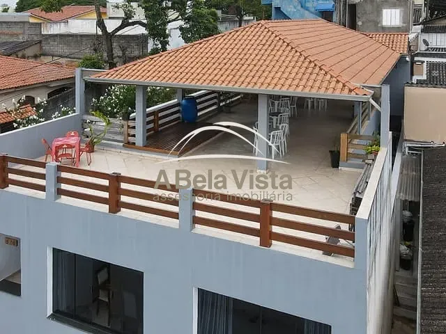 Sobrado com 257m² 3 quartos e 1 banheiro, à venda, no bairro Pestana em Osasco