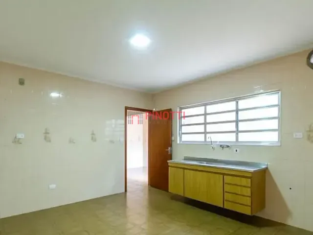 Sobrado 3 quartos e 2 banheiros, à venda ou para alugar, no bairro Paulicéia em São Bernardo do Campo
