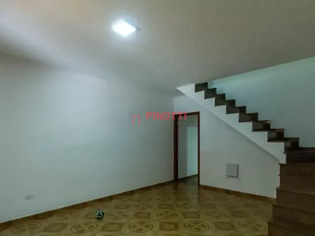 Sobrado 3 quartos e 2 banheiros, à venda ou para alugar, no bairro Paulicéia em São Bernardo do Campo
