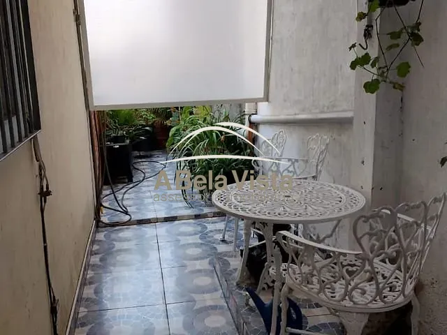 Sobrado 3 quartos e 2 banheiros, para alugar, no bairro São Pedro em Osasco