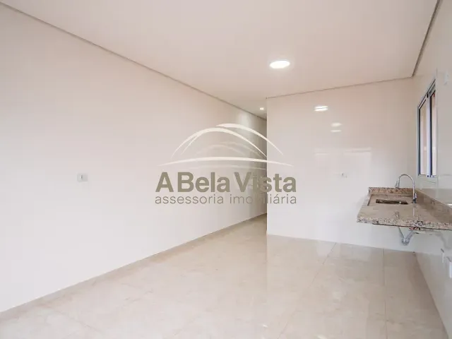 Sobrado 3 quartos e 2 banheiros, à venda, no bairro Bela Vista em Osasco