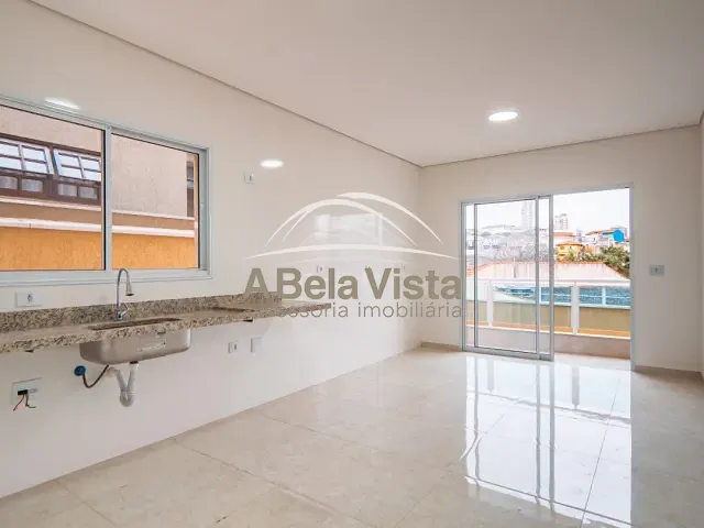 Sobrado 3 quartos e 2 banheiros, à venda, no bairro Bela Vista em Osasco