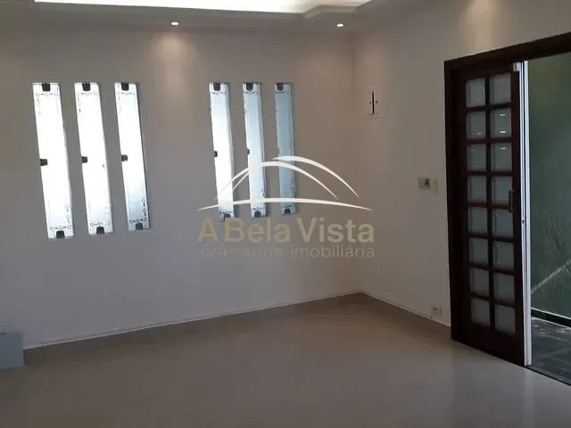 Sobrado 2 quartos e 3 banheiros, à venda, no bairro Cipava em Osasco
