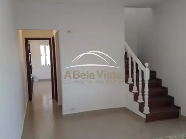 Sobrado 2 quartos e 3 banheiros, à venda, no bairro Cipava em Osasco