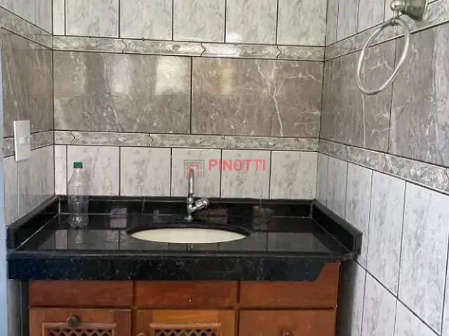 Sobrado 3 quartos e 2 banheiros, à venda, no bairro Jardim Thelma em São Bernardo do Campo