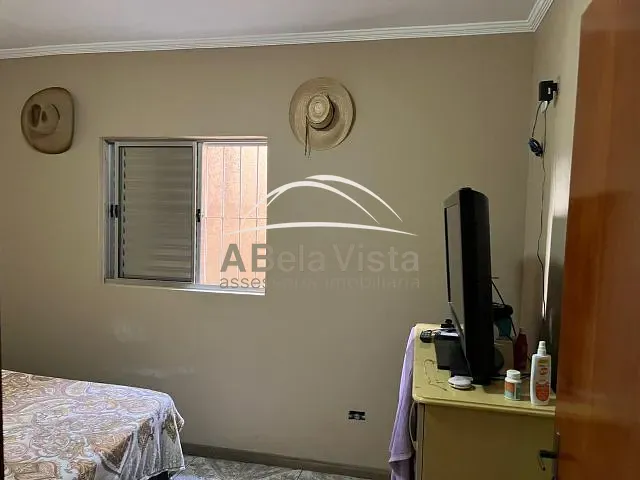 Sobrado com 125m² 3 quartos e 1 banheiro, à venda, no bairro Padroeira em Osasco