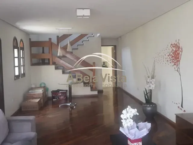 Sobrado com 125m² 4 quartos e 4 banheiros, à venda, no bairro Bela Vista em Osasco
