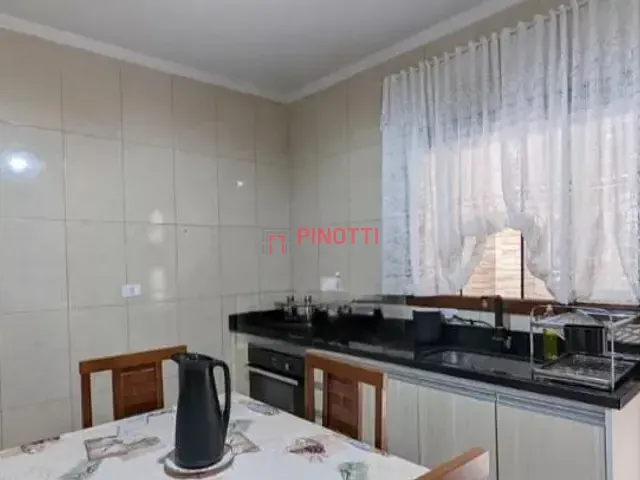 Sobrado 3 quartos e 2 banheiros, à venda, no bairro Alves Dias em São Bernardo do Campo