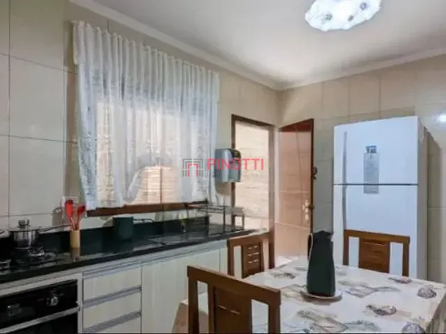 Sobrado 3 quartos e 2 banheiros, à venda, no bairro Alves Dias em São Bernardo do Campo