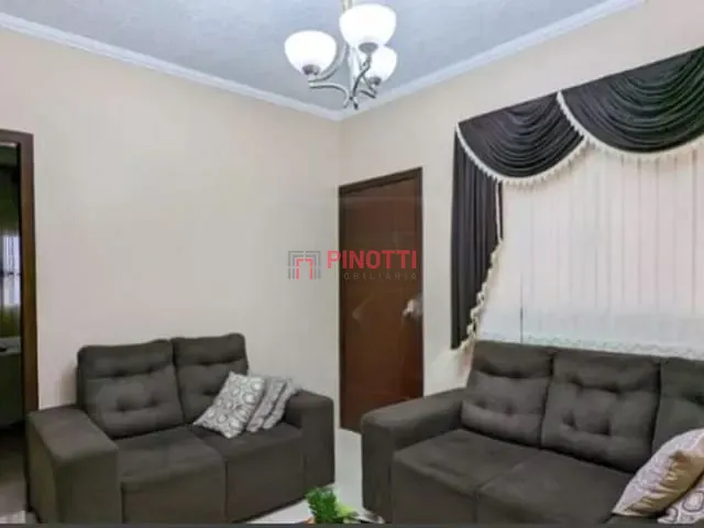 Sobrado 3 quartos e 2 banheiros, à venda, no bairro Alves Dias em São Bernardo do Campo