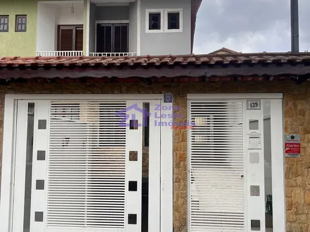 Sobrado 3 quartos e 4 banheiros, à venda, no bairro Penha em São Paulo