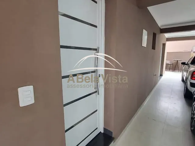 Sobrado com 250m² 3 quartos e 6 banheiros, para alugar, no bairro Umuarama em Osasco
