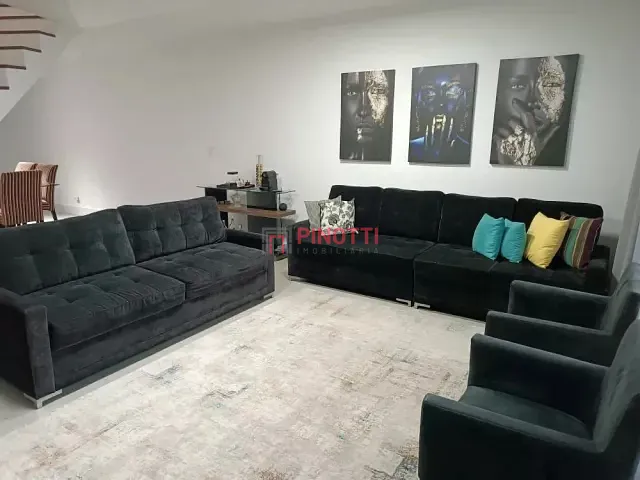 Sobrado 4 quartos e 2 banheiros, à venda, no bairro Nova Petrópolis em São Bernardo do Campo