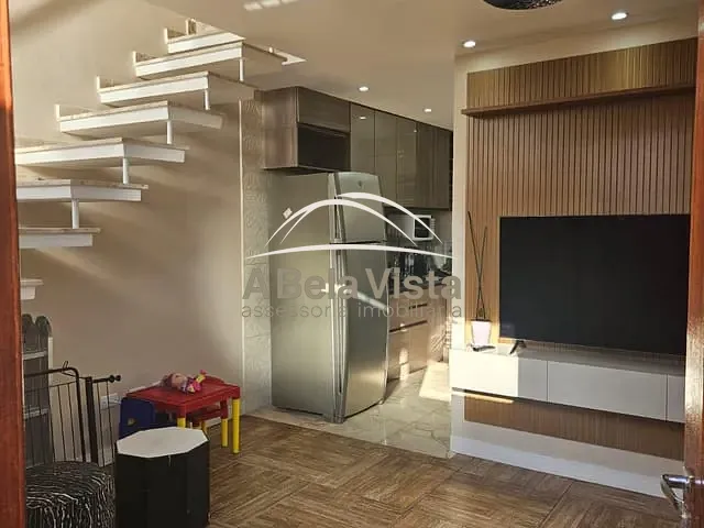 Sobrado com 54m² 2 quartos e 1 banheiro, à venda, no bairro Cipava em Osasco