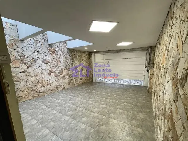 Sobrado 3 quartos e 2 banheiros, à venda, no bairro Quinta da Paineira em São Paulo