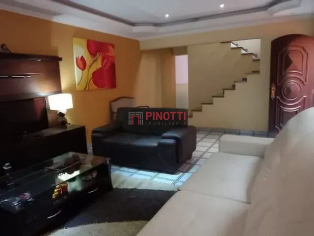 Sobrado 3 quartos e 2 banheiros, à venda, no bairro Jardim Las Vegas em Santo André