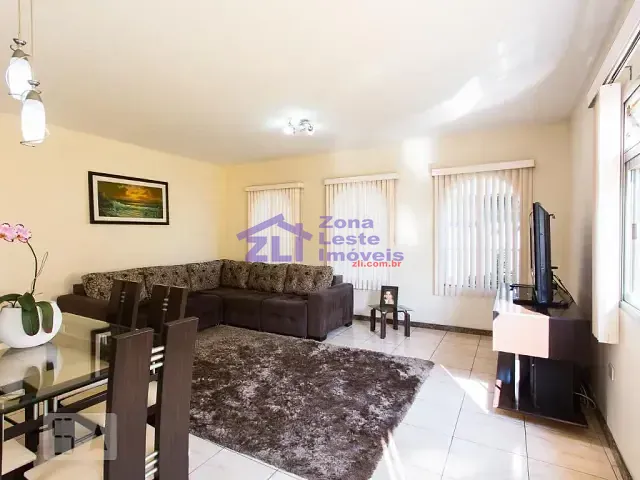 Sobrado com 180m² 3 quartos e 3 banheiros, à venda, no bairro Vila Carrão em São Paulo