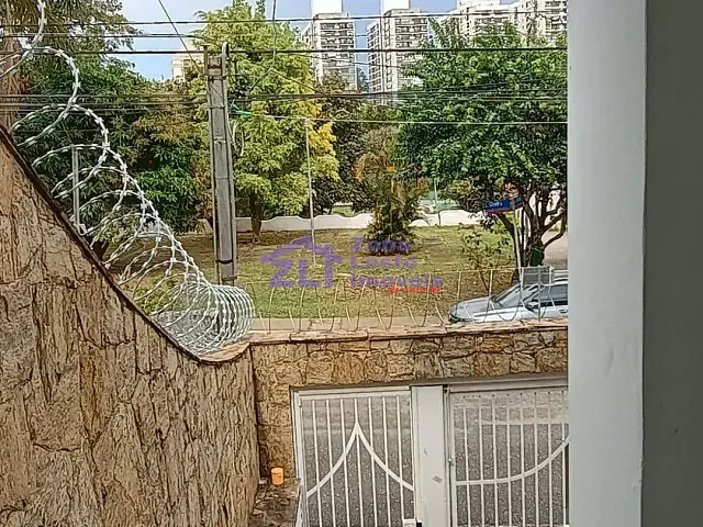 Sobrado com 270m² 3 quartos e 3 banheiros, para alugar, no bairro Jardim Piqueroby em São Paulo