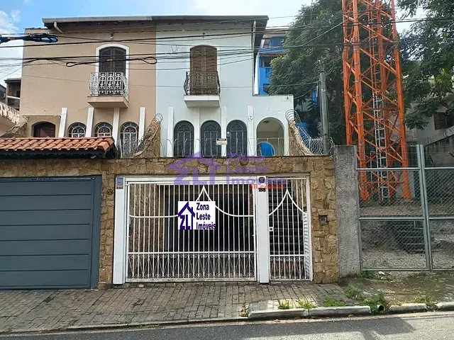 Sobrado com 270m² 3 quartos e 3 banheiros, para alugar, no bairro Jardim Piqueroby em São Paulo