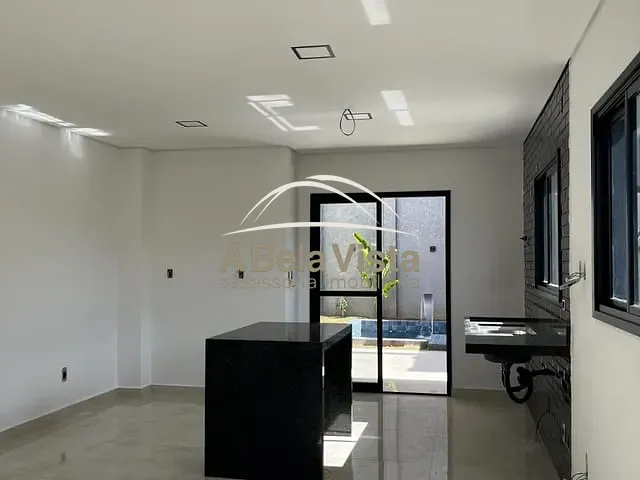 Sobrado 3 quartos e 1 banheiro, à venda, no bairro Villas do Jaguari em Santana de Parnaíba