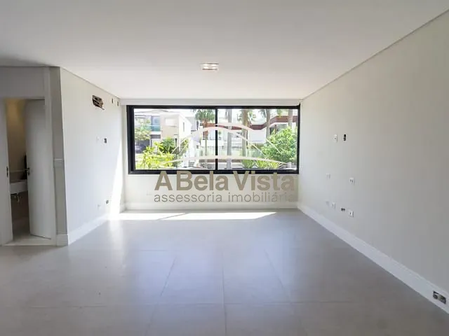 Sobrado 4 quartos e 1 banheiro, à venda, no bairro Adalgisa em Osasco
