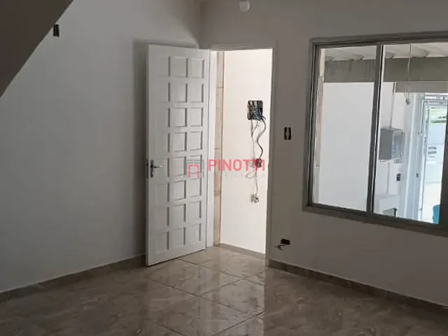 Sobrado 2 quartos e 3 banheiros, para alugar, no bairro Jardim Três Marias em São Bernardo do Campo