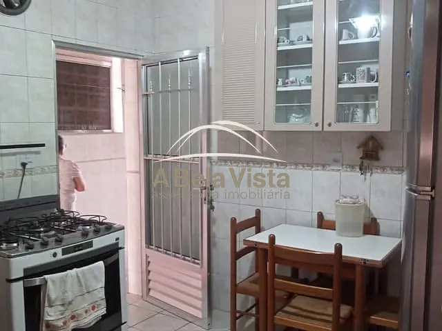 Sobrado com 125m² 2 quartos e 1 banheiro, à venda, no bairro Santo Antônio em Osasco