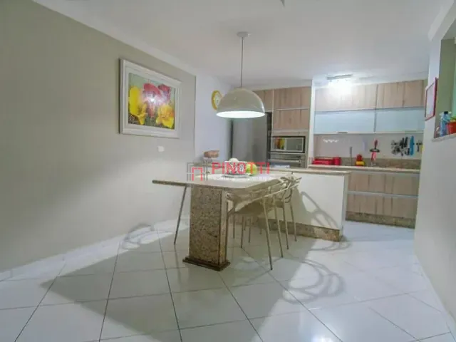 Sobrado 3 quartos e 5 banheiros, à venda, no bairro Centro em Santo André