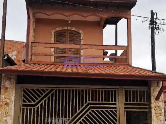 Sobrado 3 quartos e 3 banheiros, à venda, no bairro Vila São Silvestre (Zona Leste) em São Paulo