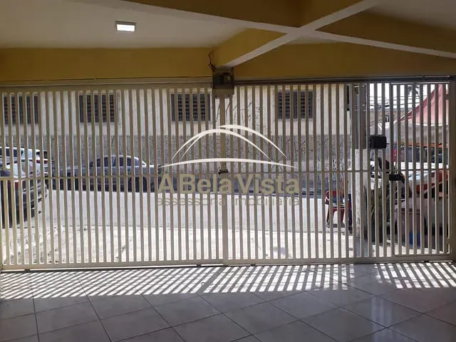 Sobrado com 127m² 3 quartos e 2 banheiros, à venda, no bairro Bela Vista em Osasco