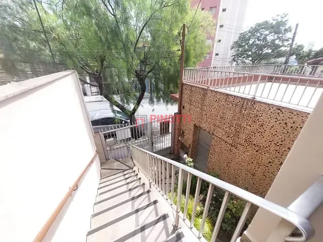 Sobrado 5 quartos e 4 banheiros, à venda ou para alugar, no bairro Jardim do Mar em São Bernardo do Campo