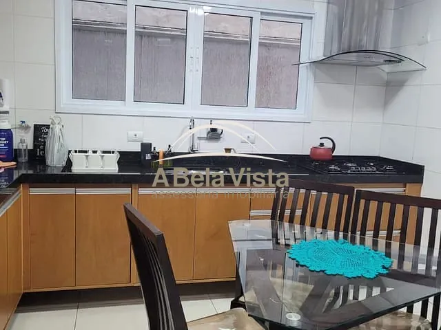Sobrado com 124m² 3 quartos e 1 banheiro, à venda, no bairro Vila Osasco em Osasco