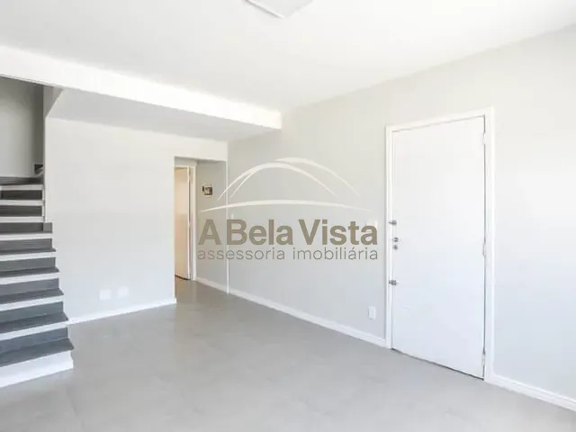 Sobrado com 101m² 2 quartos e 1 banheiro, à venda, no bairro Jardim Humaitá em São Paulo