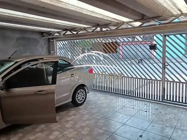 Sobrado com 154m² 4 quartos e 2 banheiros, à venda, no bairro Quitaúna em Osasco