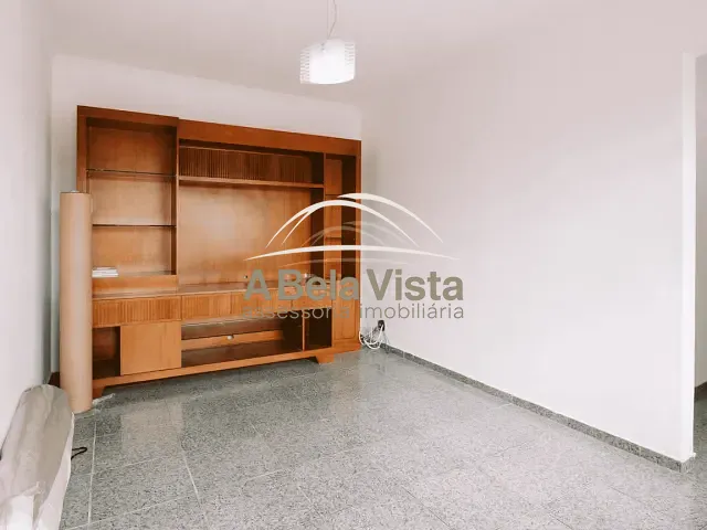 Sobrado 2 quartos e 1 banheiro, à venda, no bairro Jardim D'Abril em Osasco