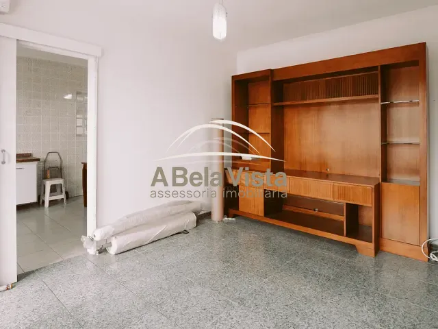 Sobrado 2 quartos e 1 banheiro, à venda, no bairro Jardim D'Abril em Osasco