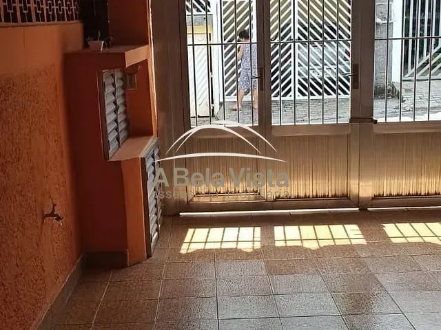 Sobrado 2 quartos e 1 banheiro, à venda, no bairro Jardim D'Abril em Osasco