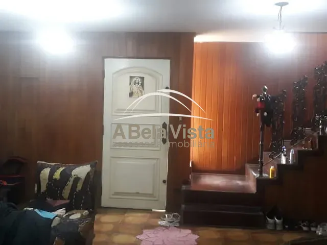 Sobrado com 163m² 5 quartos e 4 banheiros, à venda, no bairro Vila Yara em Osasco