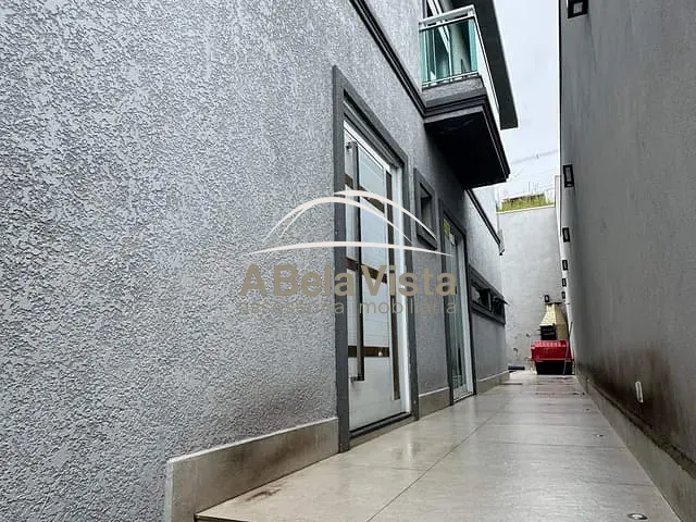 Sobrado com 147m² 3 quartos e 2 banheiros, à venda, no bairro Jardim Vale do Sol II em Itapevi