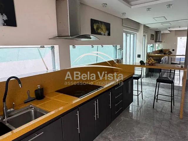Sobrado com 147m² 3 quartos e 2 banheiros, à venda, no bairro Jardim Vale do Sol II em Itapevi