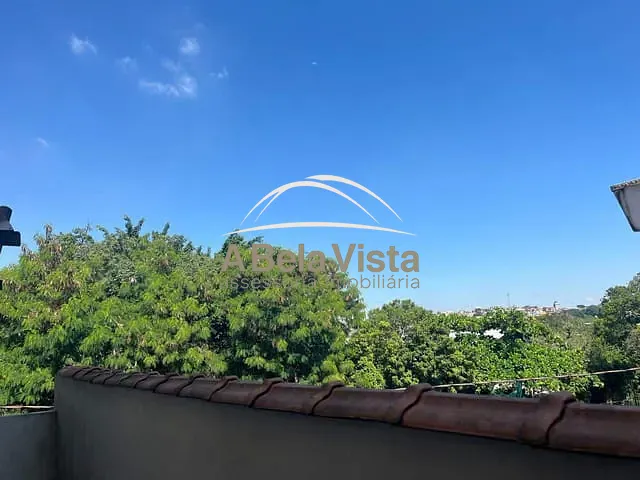 Sobrado 3 quartos e 2 banheiros, à venda, no bairro Cipava em Osasco