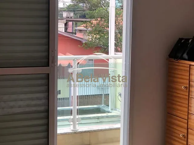 Sobrado com 162m² 4 quartos e 1 banheiro, à venda, no bairro Umuarama em Osasco