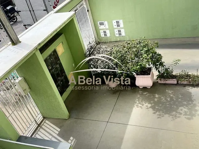 Sobrado 2 quartos e 1 banheiro, à venda, no bairro Quitaúna em Osasco