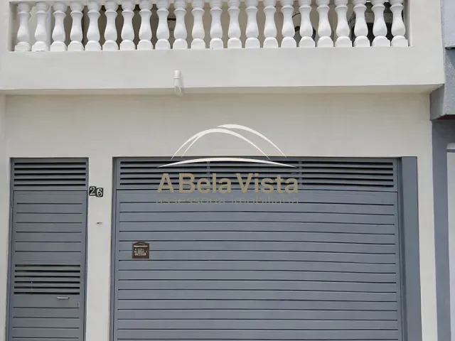 Sobrado 3 quartos e 2 banheiros, à venda, no bairro São Pedro em Osasco
