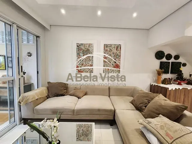 Sobrado com 200m² 3 quartos e 1 banheiro, à venda, no bairro Umuarama em Osasco