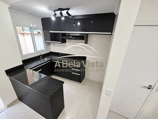 Sobrado com 98m² 2 quartos e 1 banheiro, para alugar, no bairro Jardim D'Abril em Osasco